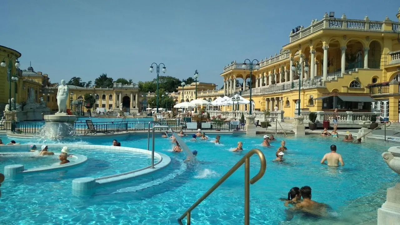 Paskal-Lux Apartments With Free Parking And Air Condition Budapest