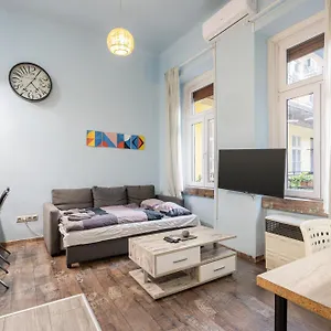  Apartamento 2br Party District K29