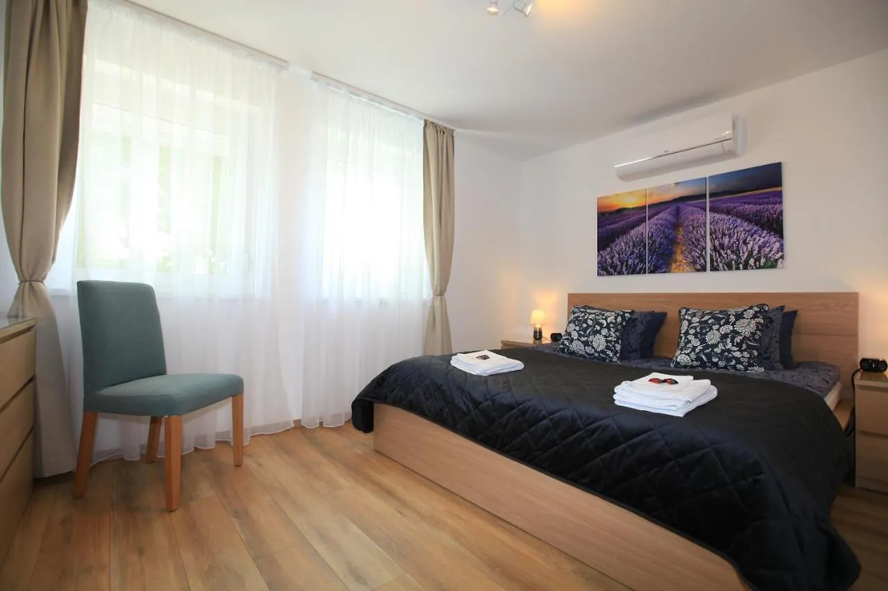 Paskal-Lux Apartments With Free Parking And Ac Budapest