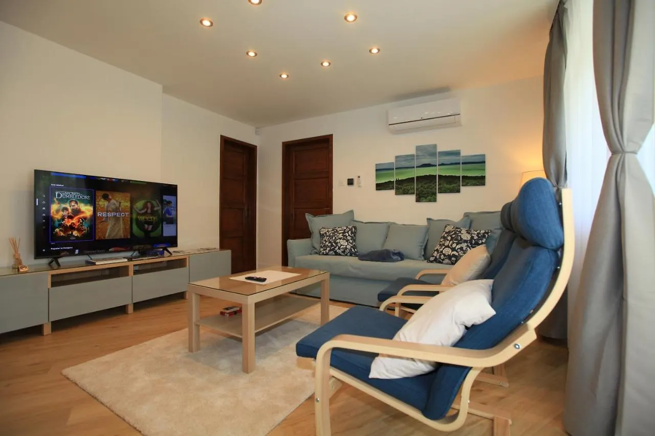 Paskal-Lux Apartments With Free Parking And Ac