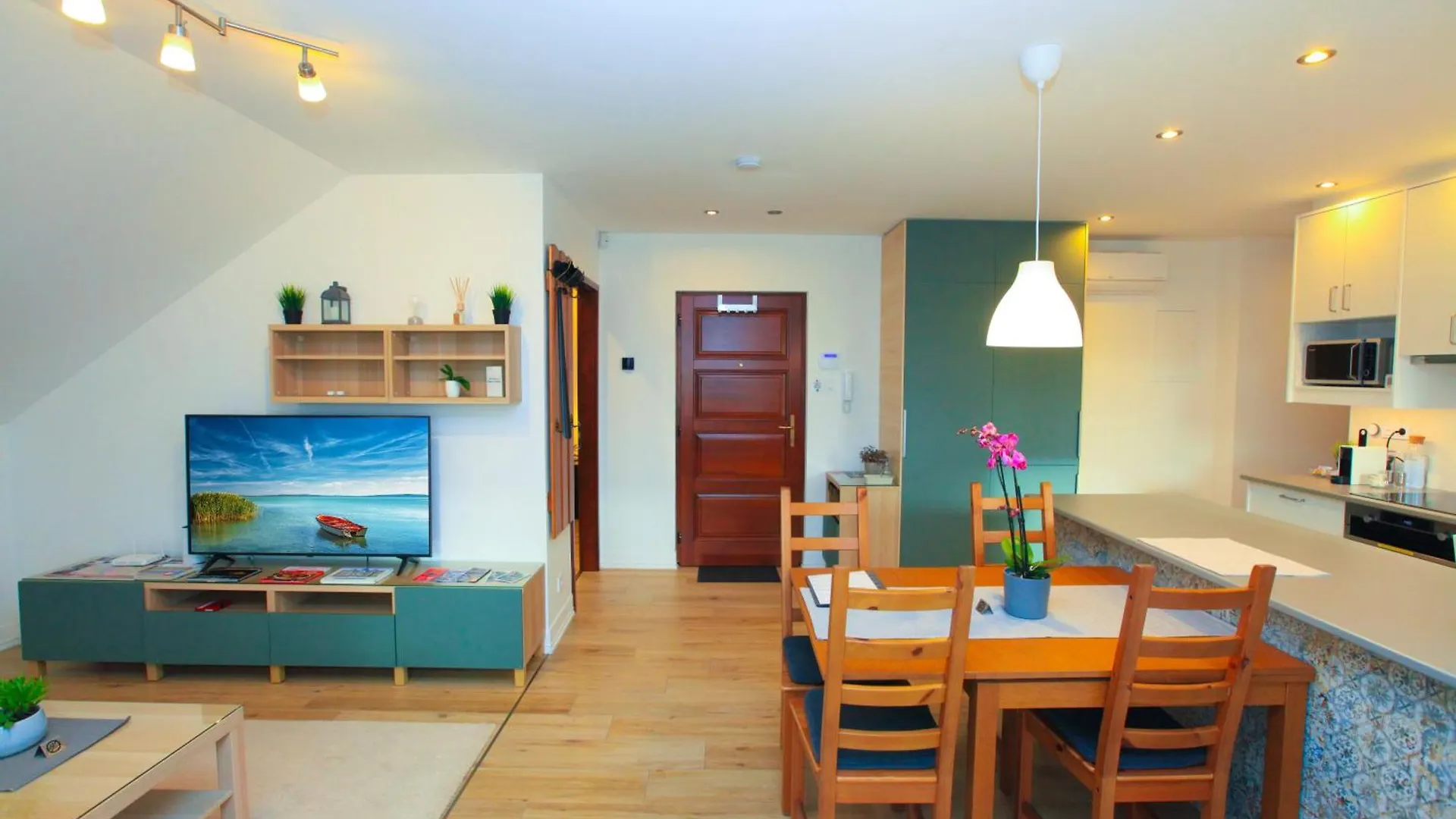 Paskal-Lux Apartments With Free Parking And Ac  Budapest
